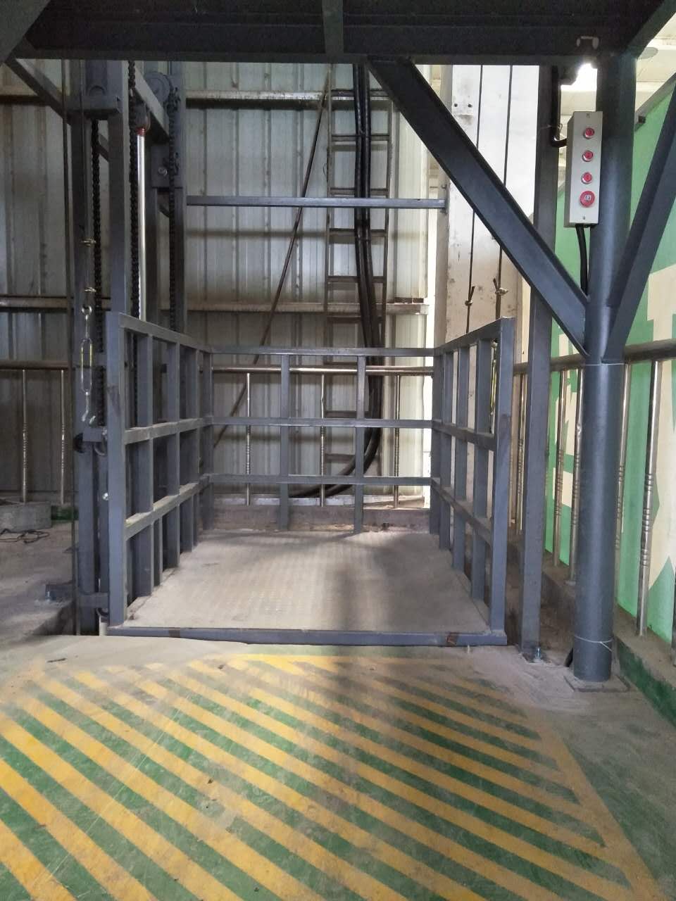 化工企业如何做好的货梯防爆措施