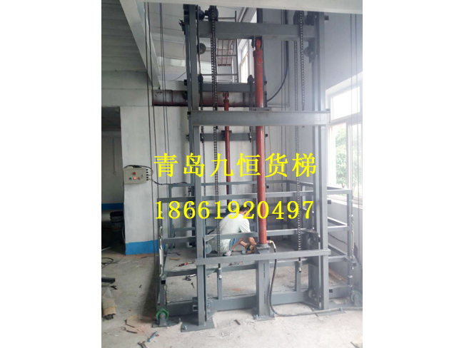 青岛城阳客户升降平台安装完毕