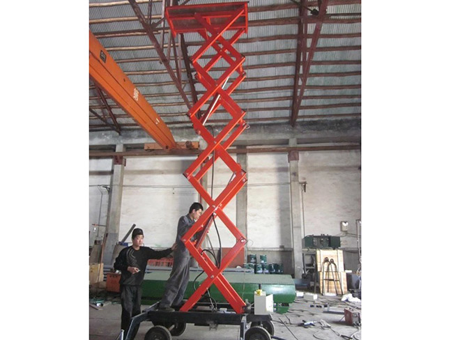 青岛移动式升降平台