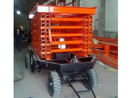 自行式液压升降平台